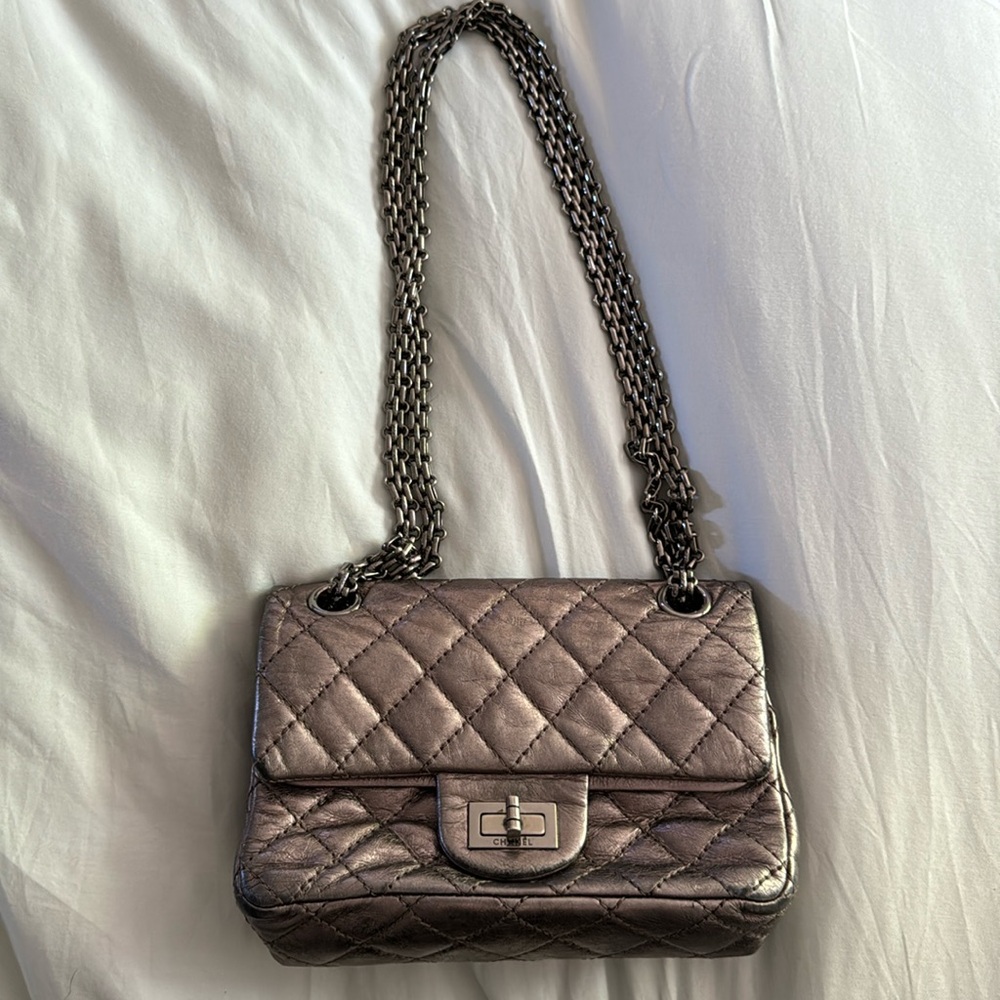 Chanel AUTHENTIC Pewter 2.55 Reissue Mini 224 Double Flap Bag Ruthenium Hardware